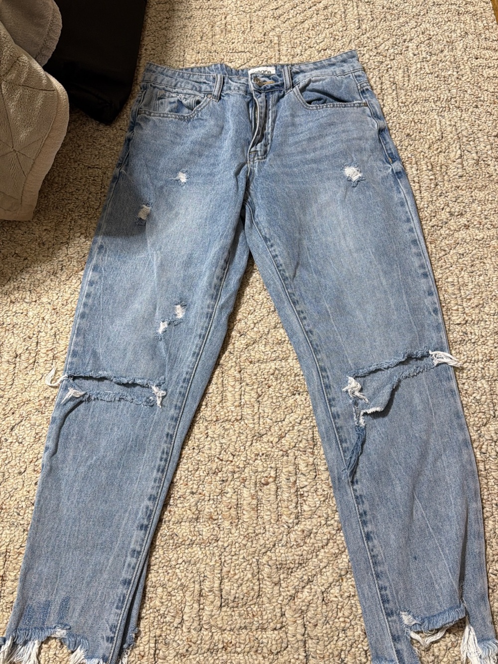 Classic Light Blue Distressed Boyfriend Jeans - Relaxed Fit